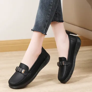 LUXE COMFORT WOMEN’S CASUAL SHOE